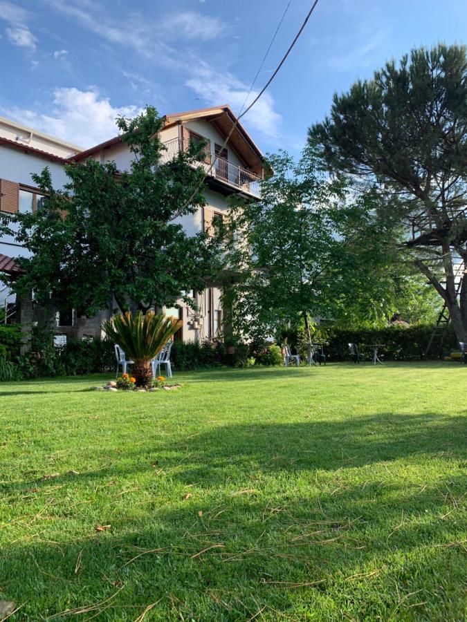 Merly Hotel Përmet Buitenkant foto