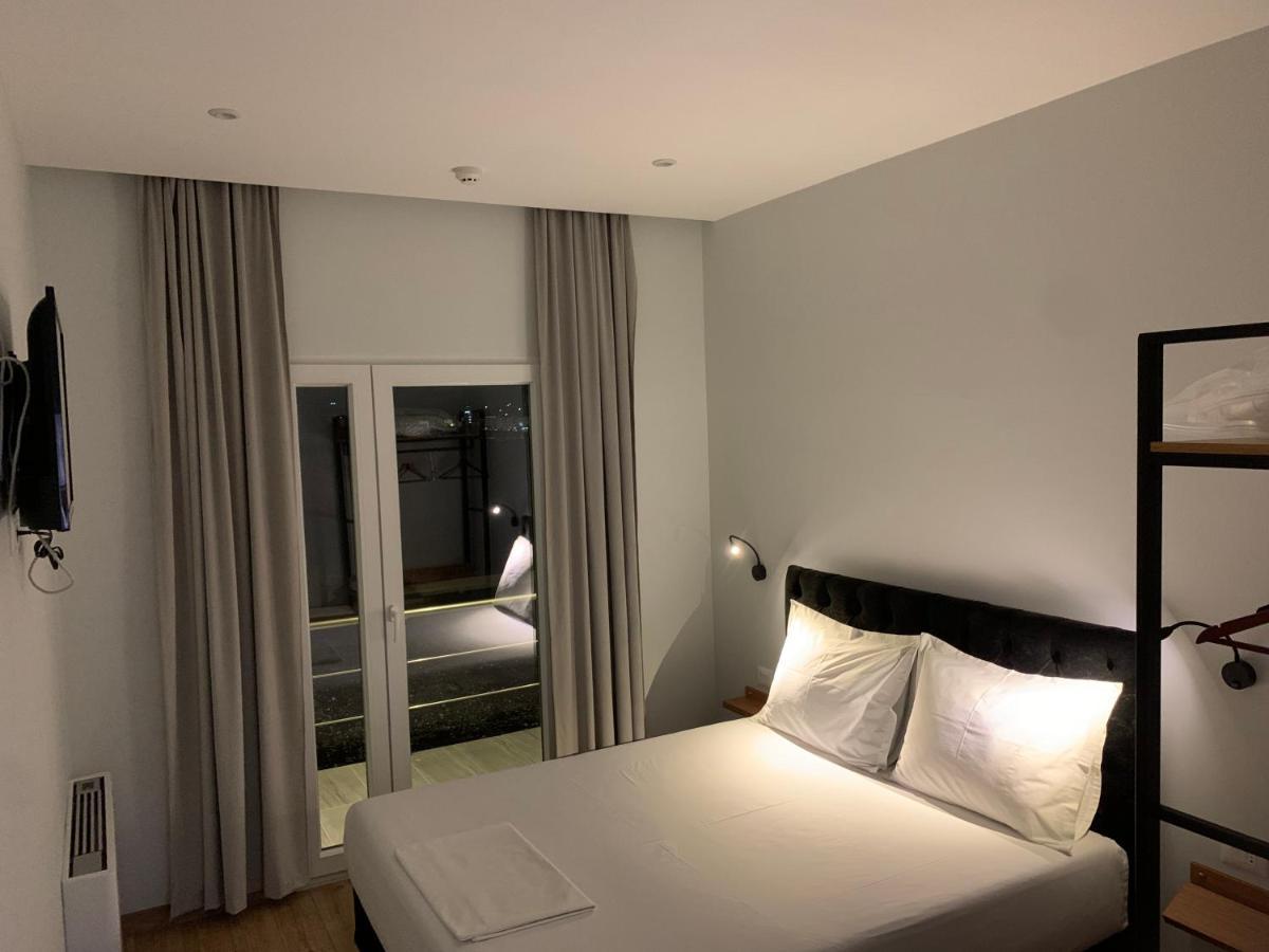 Merly Hotel Përmet Buitenkant foto